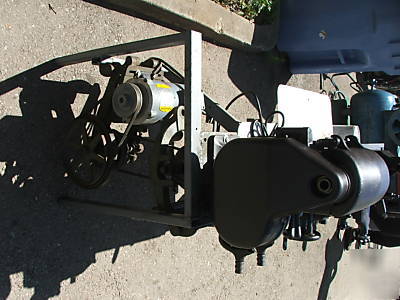 Logan screw cutting and turret lathe model 825