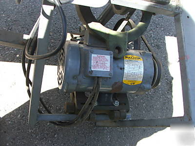Logan screw cutting and turret lathe model 825