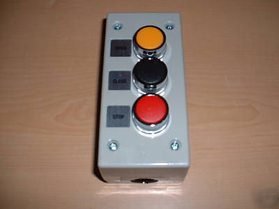 New open close stop pushbutton control 3BXT doors etc.