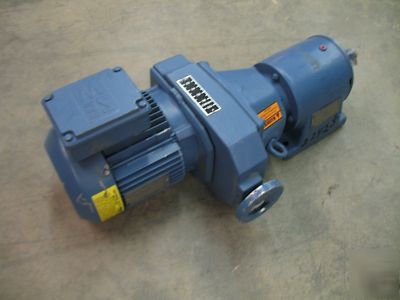 New sew eurodrive variable speed gear drive 7.6 - 38RPM 