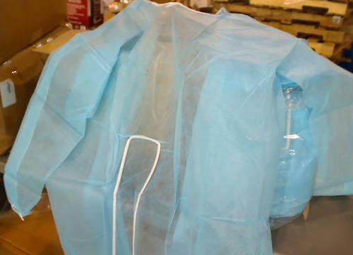 New ppe disposable gown scrubs sz. 2XL blue lot of 100 *