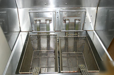 Fryer - giles ventless fryer 70LB 2 basket