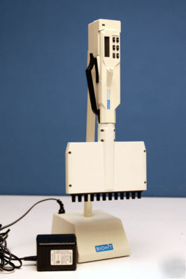 Biohit proline 12-channel, 25-250Î¼l electronic pipette