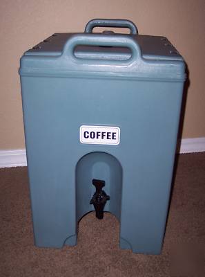 Cambro camtainers 10.5 gal insulated beverage container