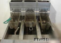Pitco frialator 3 well ng fryer w/elec.fastron controls