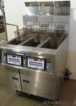 Pitco frialator 3 well ng fryer w/elec.fastron controls