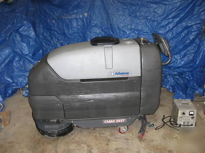 Advance c-max 28 st floor scrubber cleaner buffer