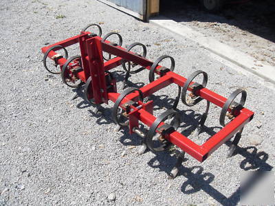 Feild cultivator, chisel plow
