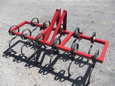 Feild cultivator, chisel plow