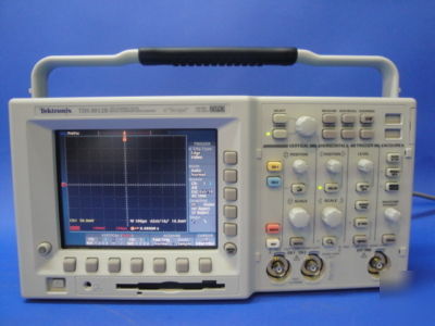 Tektronix tds 3012B- 2 channel phosphor oscilloscope