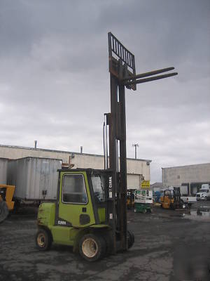 Clark 8000# rough terrain forklift gas powered full cab