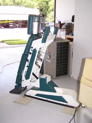 New elite hi-lo chiropractic table 