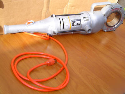 Ridgid 700 heavy duty power driver pipe threader