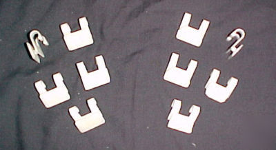 Slatwall picture hangers 1