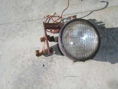 Farmall 504 340 u tractor original rear light w/bracket