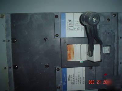 Ge spectra series apn plug-in style panel board 800AMP 