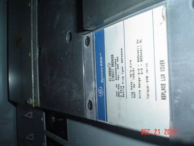 Ge spectra series apn plug-in style panel board 800AMP 