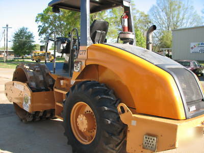 2004 case SV208 compactor smooth with padfoot shell kit