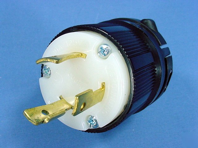 Cooper turn locking plug twist lock L5-30 30A 125V