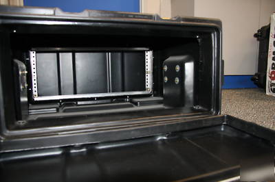 Hardigg pro rack case