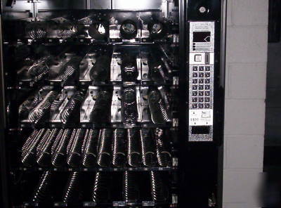 Automatic products model 7600-6 shelf glass front snack
