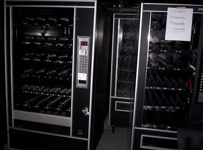 Automatic products model 7600-6 shelf glass front snack