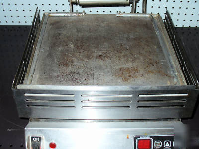Toastwell sandwich grill
