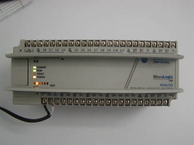 Allen bradley micrologix 1000 1761-L20BWA-5A controller