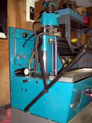 Cummins injector test stand machine