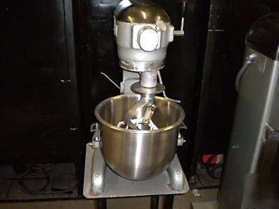 Hobart 20 quart dough mixer with attachments