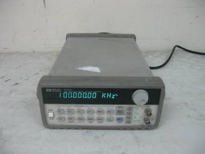 Hp 33120A 15MHZ function/arbitrary waveform generator c