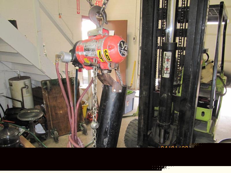 New 1/2 ton aro air chain hoist pendant control trolley