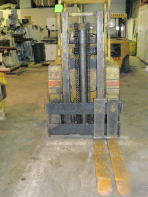 6,000 lb allis chalmers lift truck forklift lp propane 