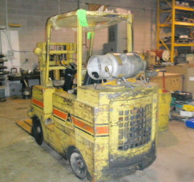 6,000 lb allis chalmers lift truck forklift lp propane 