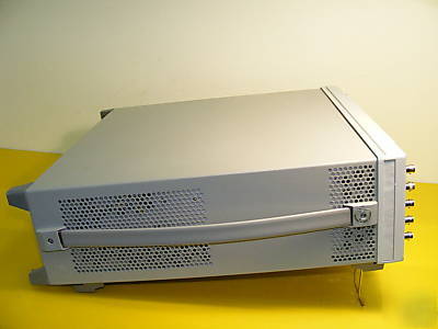 Agilent E4433B esg-d signal generator 250KHZ - 4GHZ 