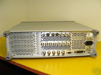 Agilent E4433B esg-d signal generator 250KHZ - 4GHZ 