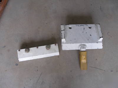 Blastrac scrapper bms-270LPII - 186 hrs. slightly used