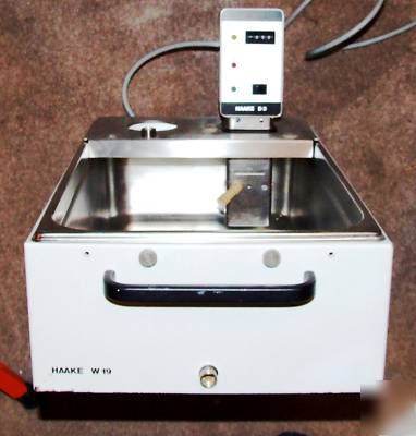 Haake D3-W19 circulating bath