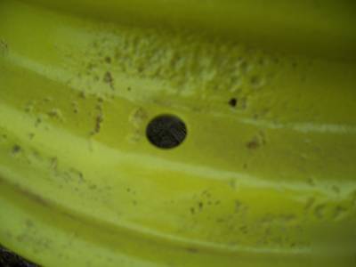 John deere 16