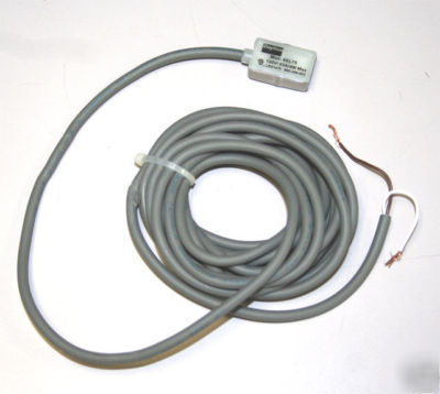 New dayton 6KL75 cylinder proximity switch reed sensor 