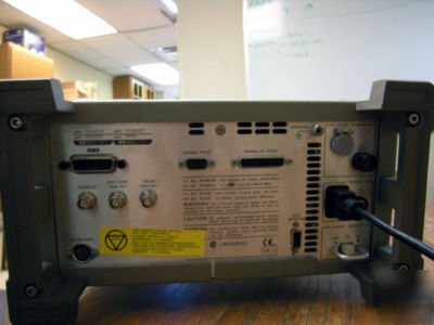 Hp agilent 35670A *loaded* opt 1C2, 1D0,1D2, AN2, AY6