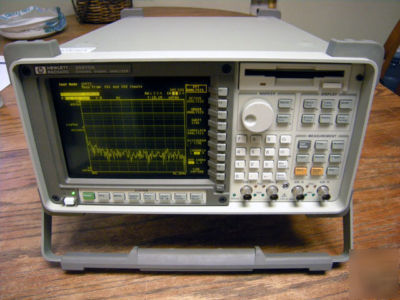 Hp agilent 35670A *loaded* opt 1C2, 1D0,1D2, AN2, AY6