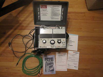 New megger 5KV megohmmeter model 210400 