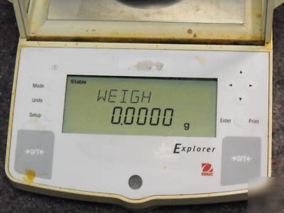 Ohaus explorer analytical balance E00640 / EP64