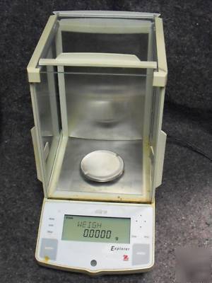 Ohaus explorer analytical balance E00640 / EP64