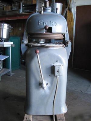 Erika semi automatic bun dough divider rounder 