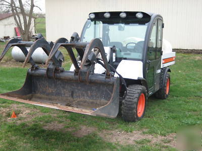 Bobcat toolcat 330 hours high flow turbo heat & ac cab