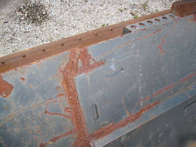 Bucket snow mulch 72