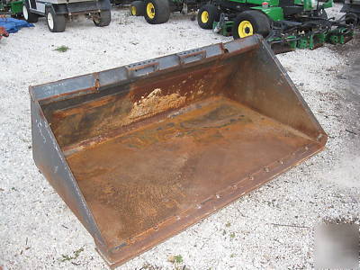 Bucket snow mulch 72