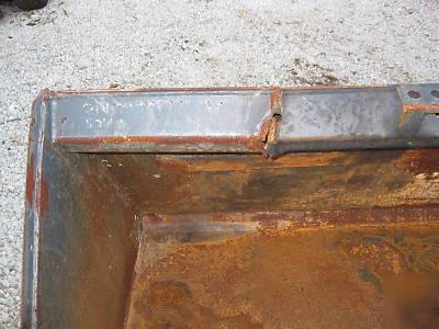 Bucket snow mulch 72